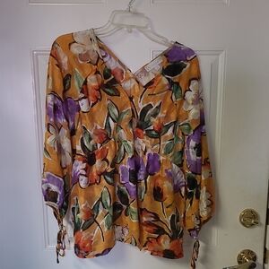 Weekend Suzanne Betro Women's Mustard Floral V-Neck Tie-Cuff Blouse